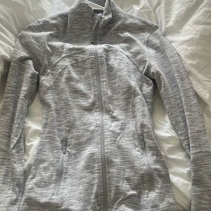 GREY LULULEMON DEFINE JACKET SIZE 6